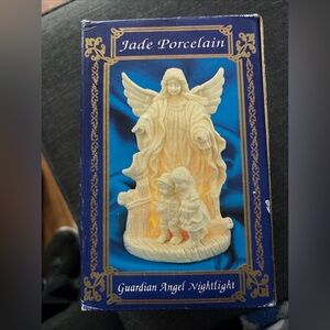 Lincoln Collections Jade Porcelain Guardian Angel nightlight